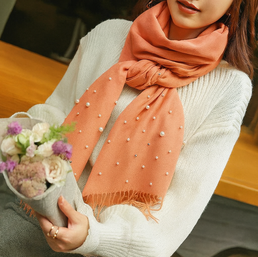 Esarfă Elegantă cu Perle